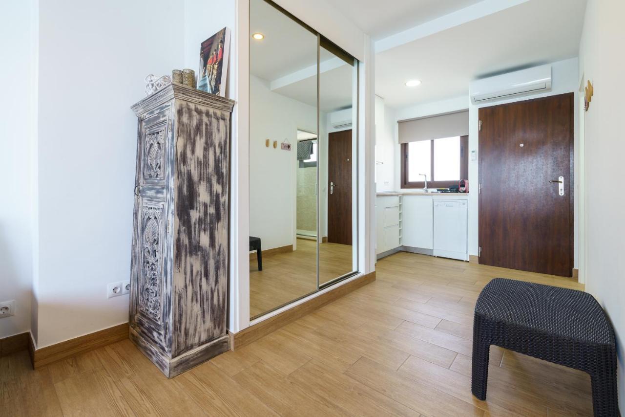 Amazing Views Beachfront Apartment With Swimming Pool Benalmádena Exteriör bild