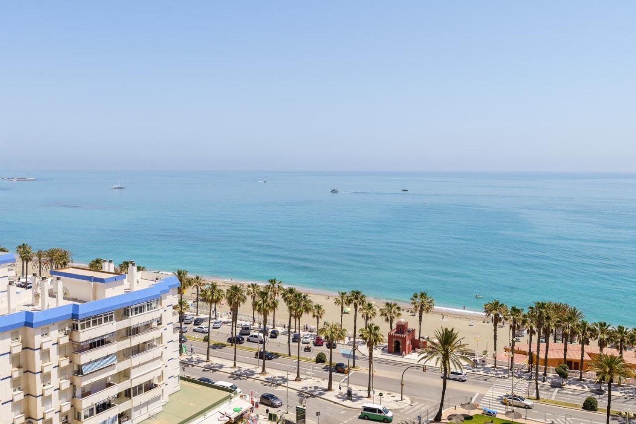 Amazing Views Beachfront Apartment With Swimming Pool Benalmádena Exteriör bild